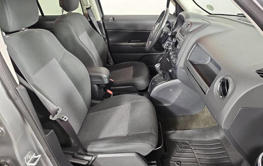 Used 2015 Jeep Patriot Latitude image 8