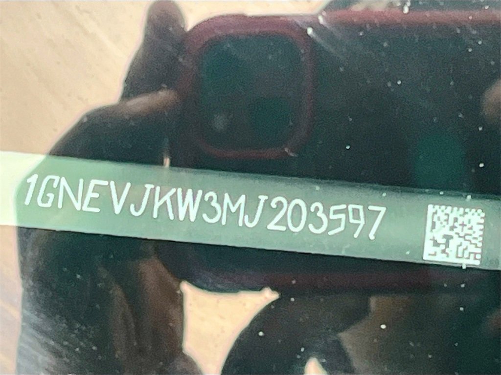 Used 2021 Chevrolet Traverse RS image 35