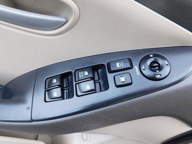 Used 2007 Hyundai Elantra GLS image 12