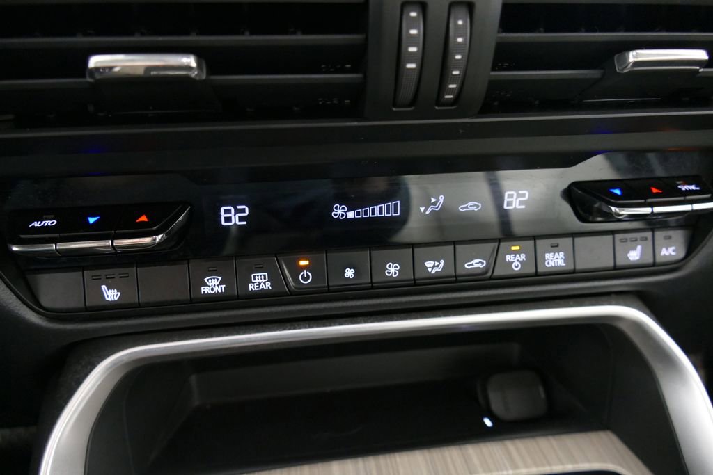 Used 2024 MAZDA CX-90 3.3 Turbo w/ Preferred Plus image 16