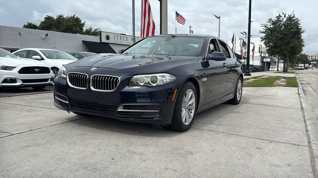 Used 2014 BMW 528i Sedan RWD image 11