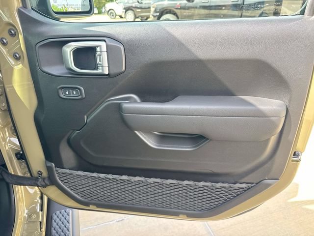New 2026 Jeep Gladiator Sport AWD/4WD image 16