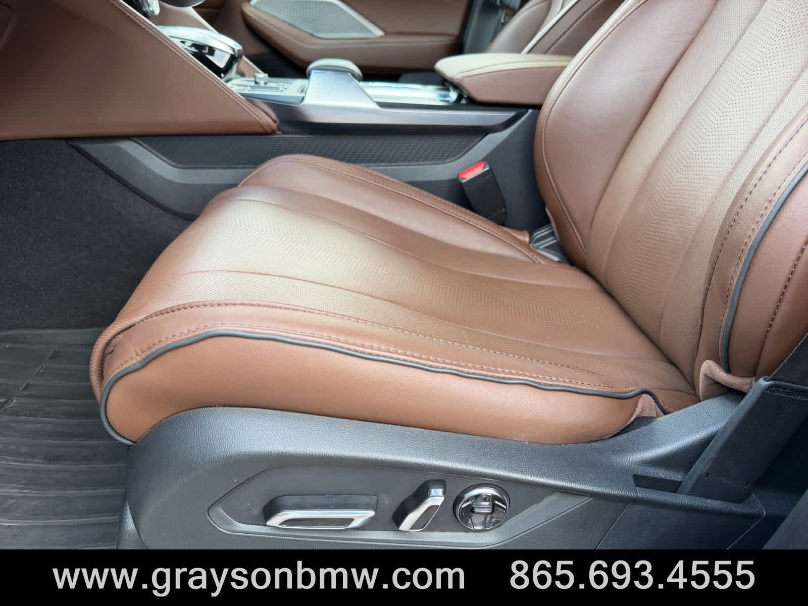 Used 2024 Acura MDX w/ Advance Package AWD/4WD image 11