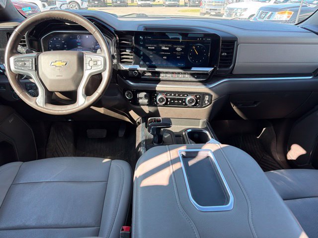 Used 2022 Chevrolet Silverado 1500 LTZ AWD/4WD image 37