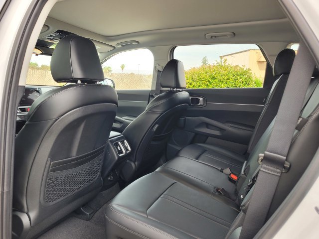 New 2026 Kia Sorento S w/ S Panoramic Sunroof Package FWD image 7