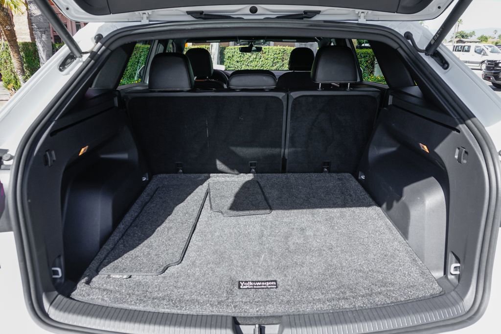 Used 2023 Volkswagen Atlas Cross Sport SE image 8