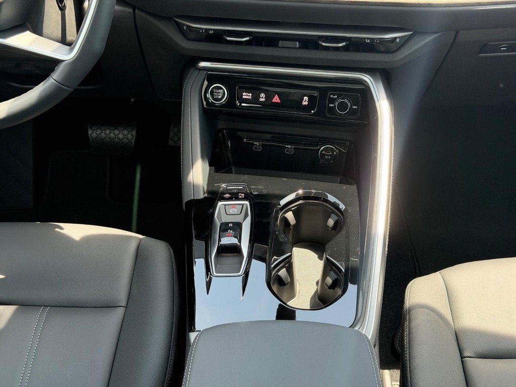 Used 2026 Audi Q5 Premium Plus w/ Premium Plus AWD/4WD image 8