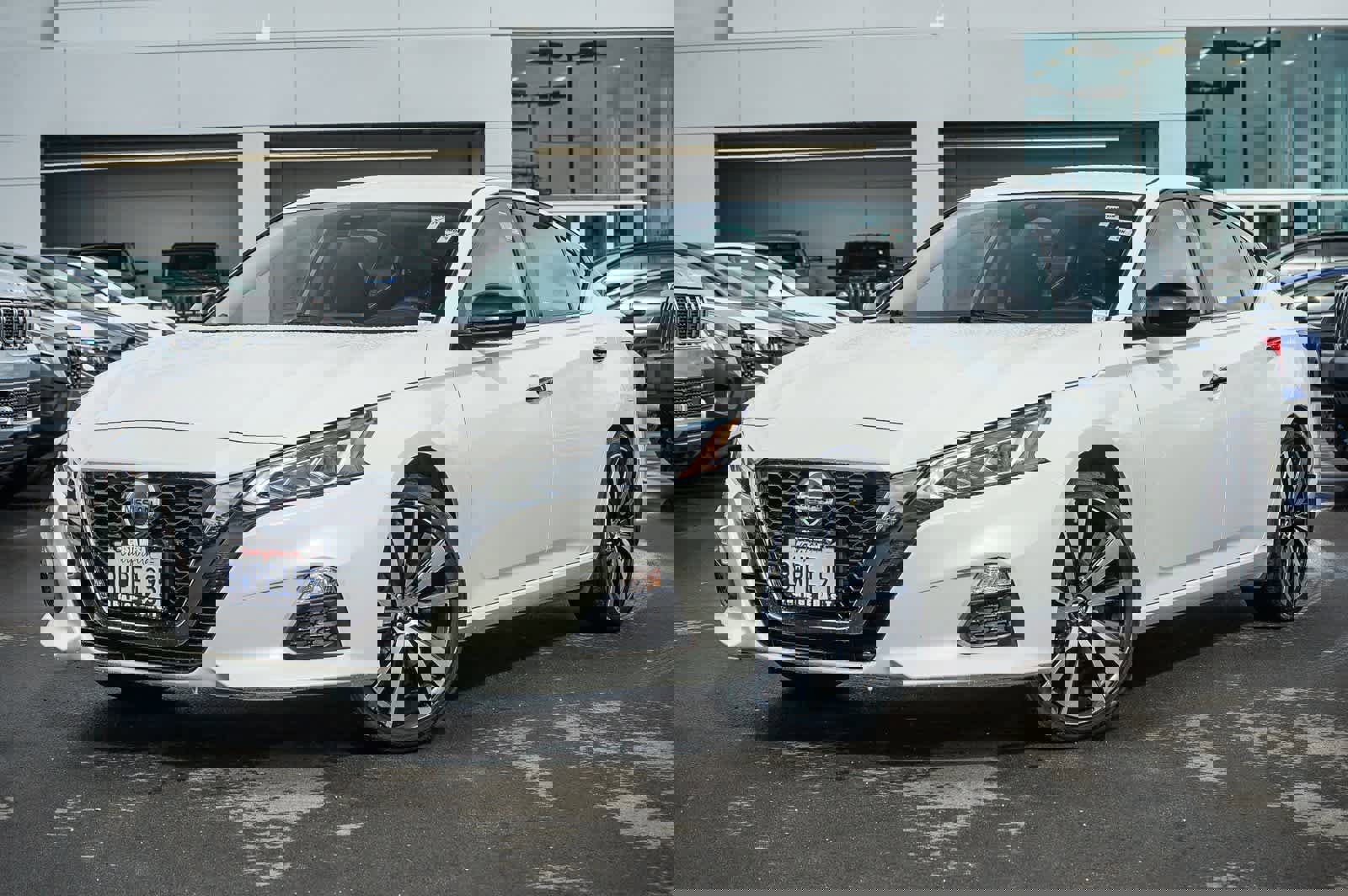 Used 2021 Nissan Altima 2.5 SR image 1