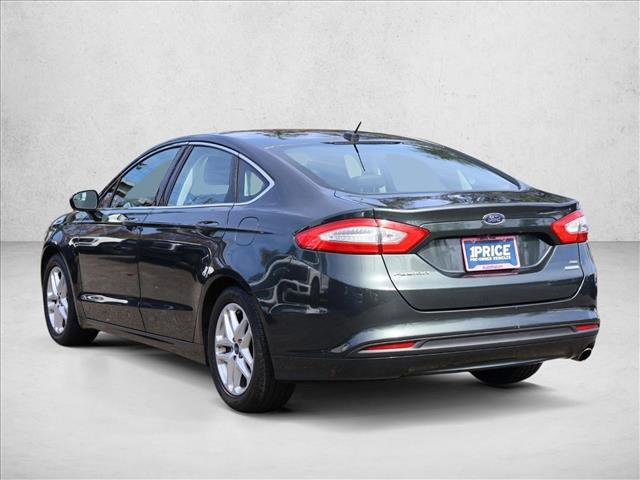 Used 2016 Ford Fusion SE w/ Equipment Group 202A image 8