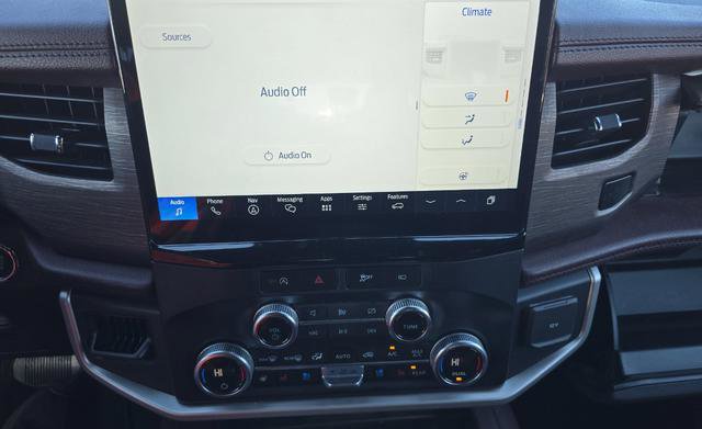 Used 2024 Ford Expedition Max Limited image 10