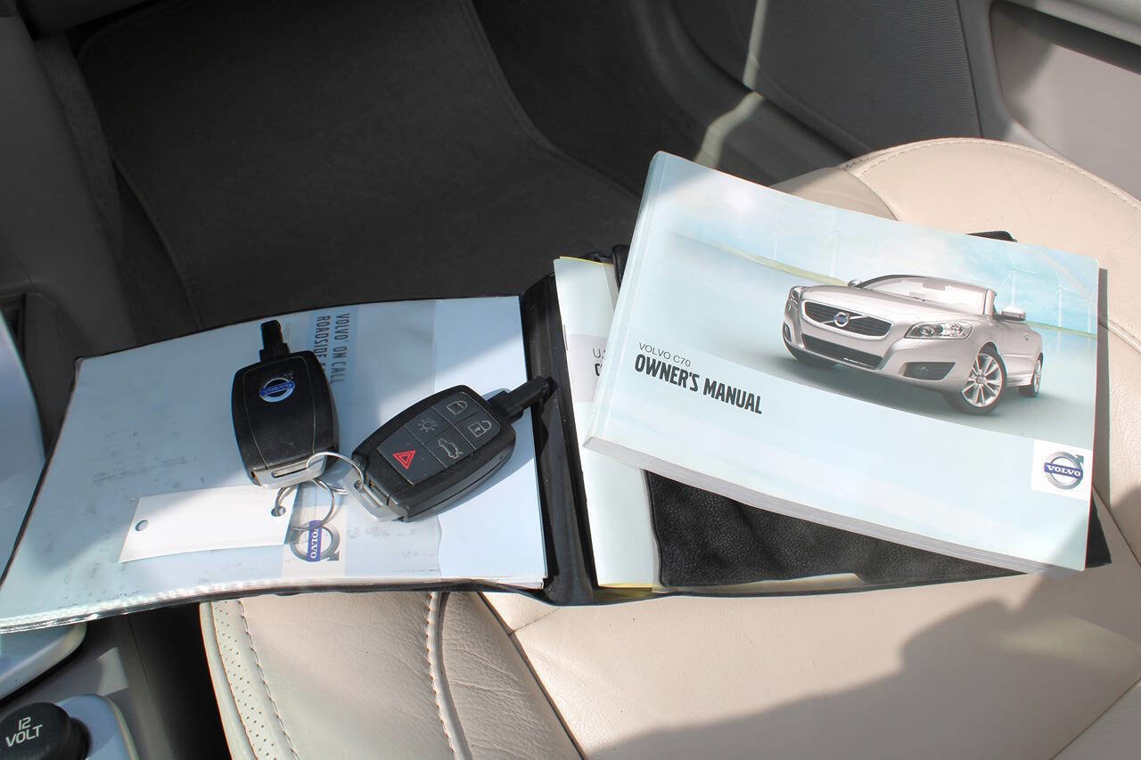 Used 2012 Volvo C70 T5 image 28