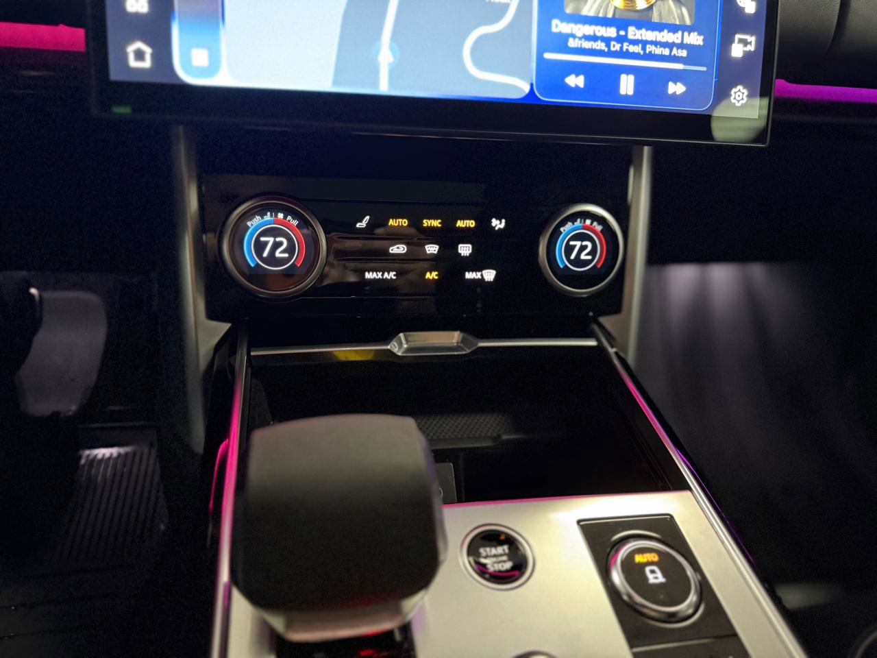 Used 2023 Land Rover Range Rover Long Wheelbase Autobiography image 25