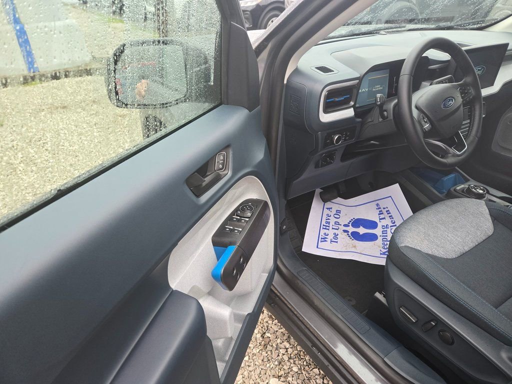 New 2026 Ford Maverick XLT w/ XLT Luxury Package image 6