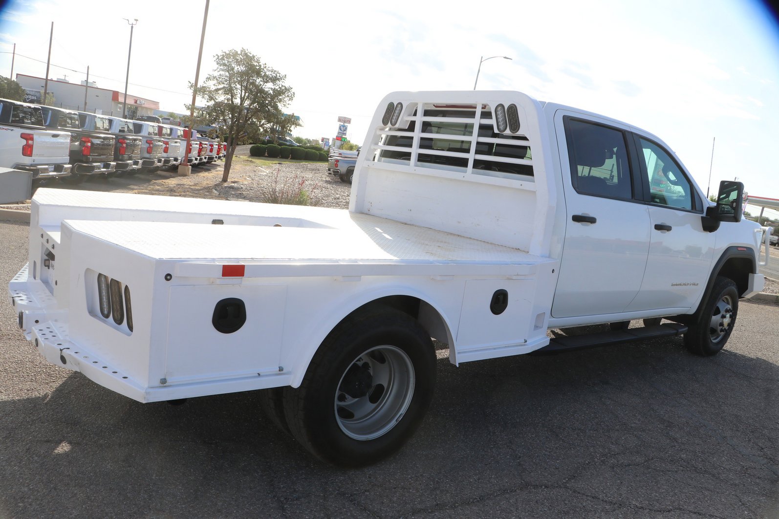Used 2020 GMC Sierra 3500 4x4 Crew Cab w/ Gooseneck/5TH Wheel Package image 7
