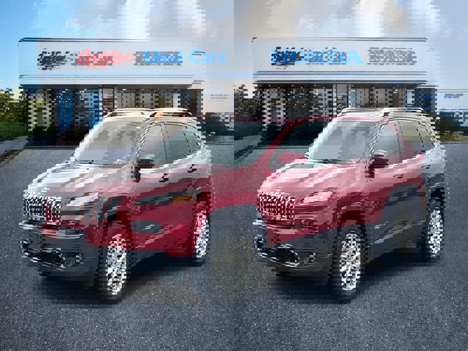 Used 2017 Jeep Cherokee Limited w/ Trailer Tow Group image 1