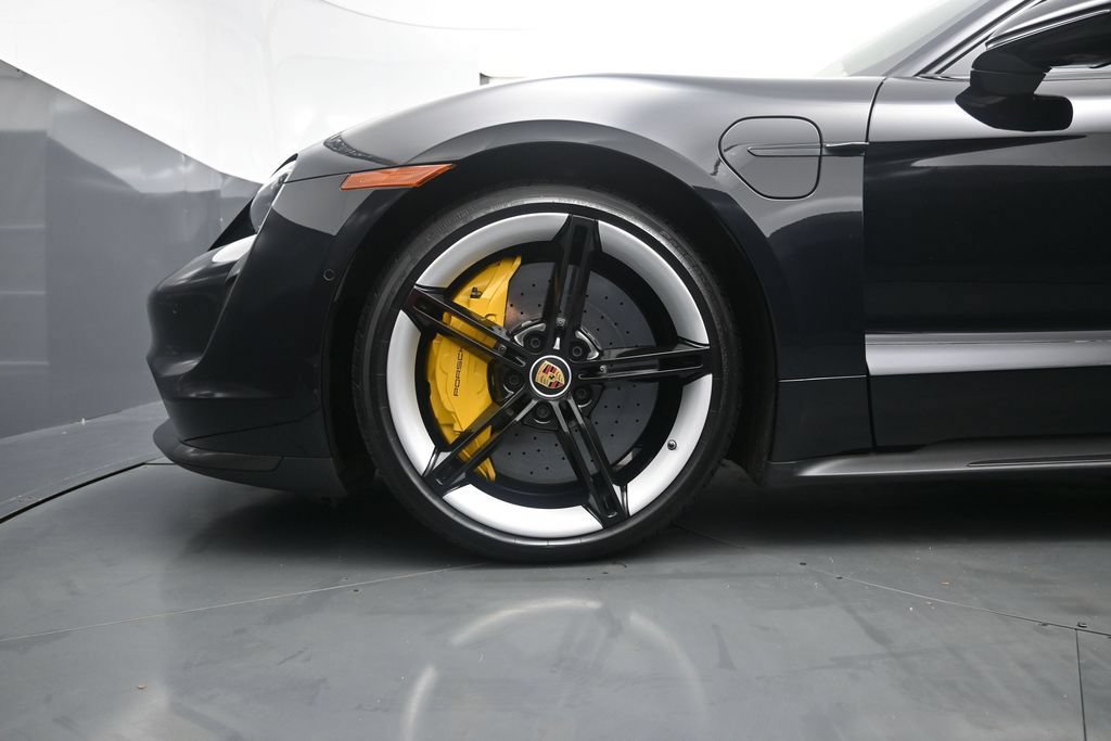 Certified 2024 Porsche Taycan Turbo S w/ Premium Package AWD/4WD image 6