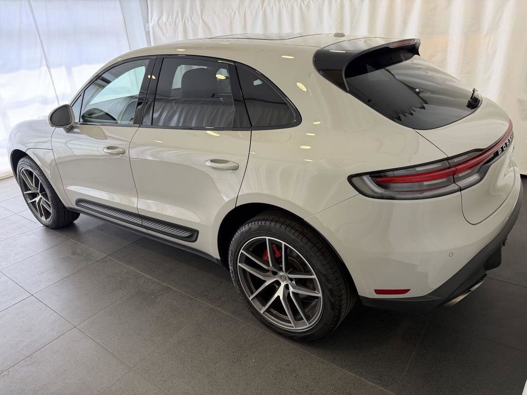 Used 2023 Porsche Macan S image 3