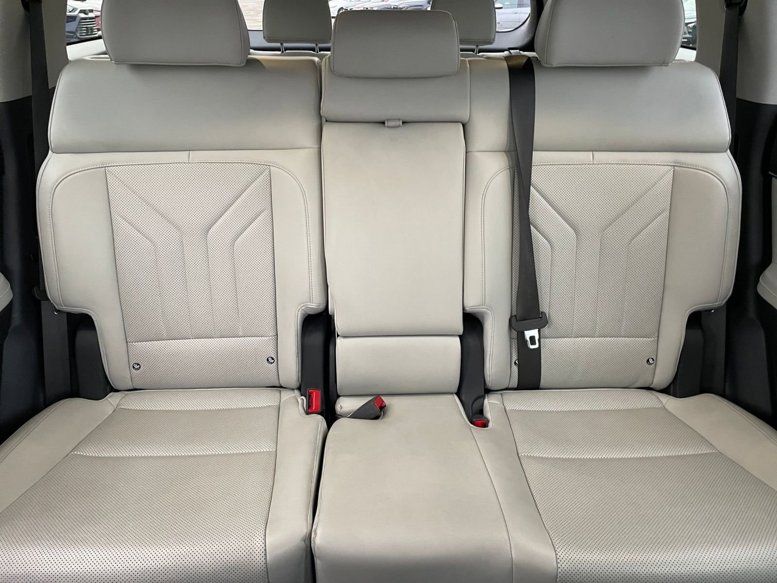 Used 2025 Hyundai Santa Fe SEL image 38