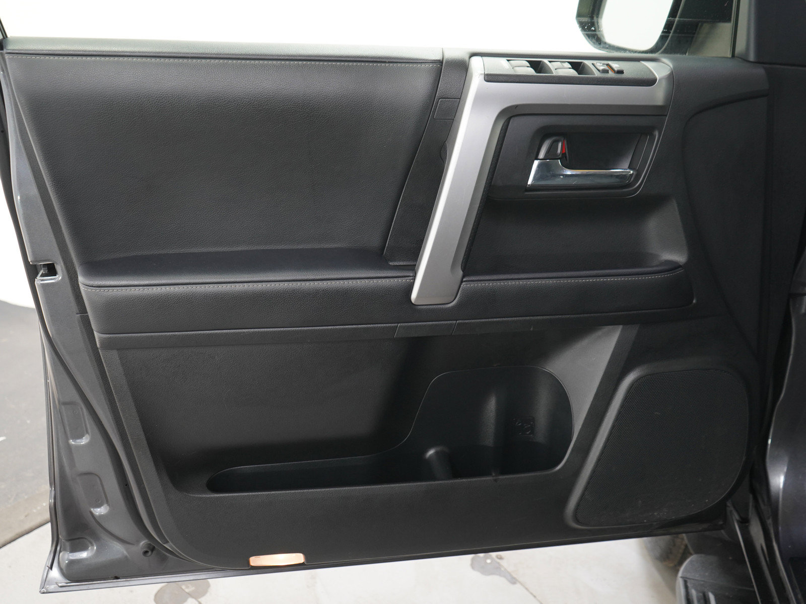 Used 2023 Toyota 4Runner SR5 Premium AWD/4WD image 21