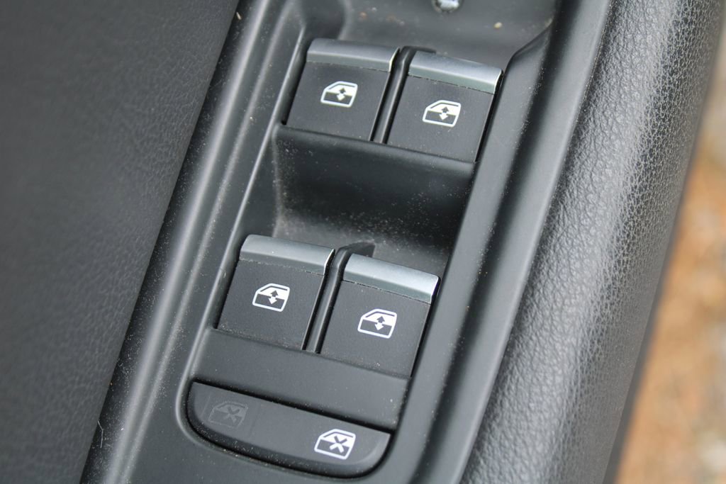 Used 2017 Audi A4 2.0T Premium w/ Audi MMI Navigation Plus image 19