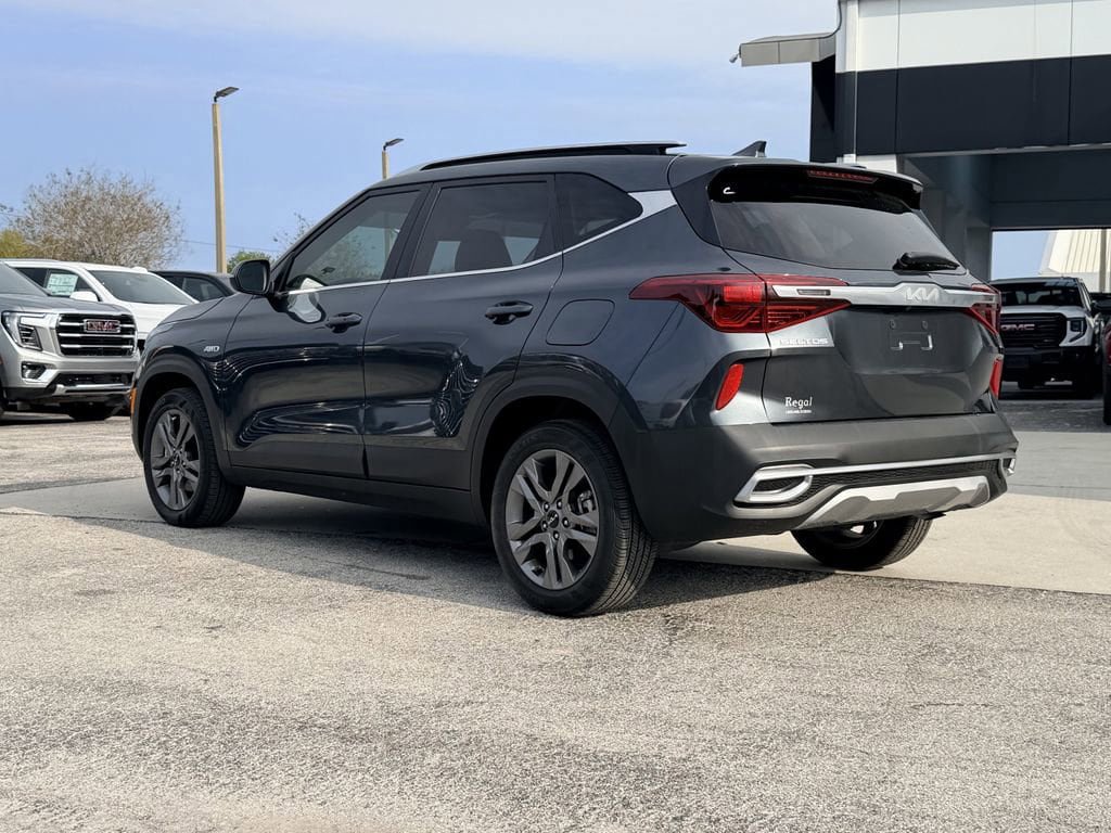 Used 2023 Kia Seltos S image 7