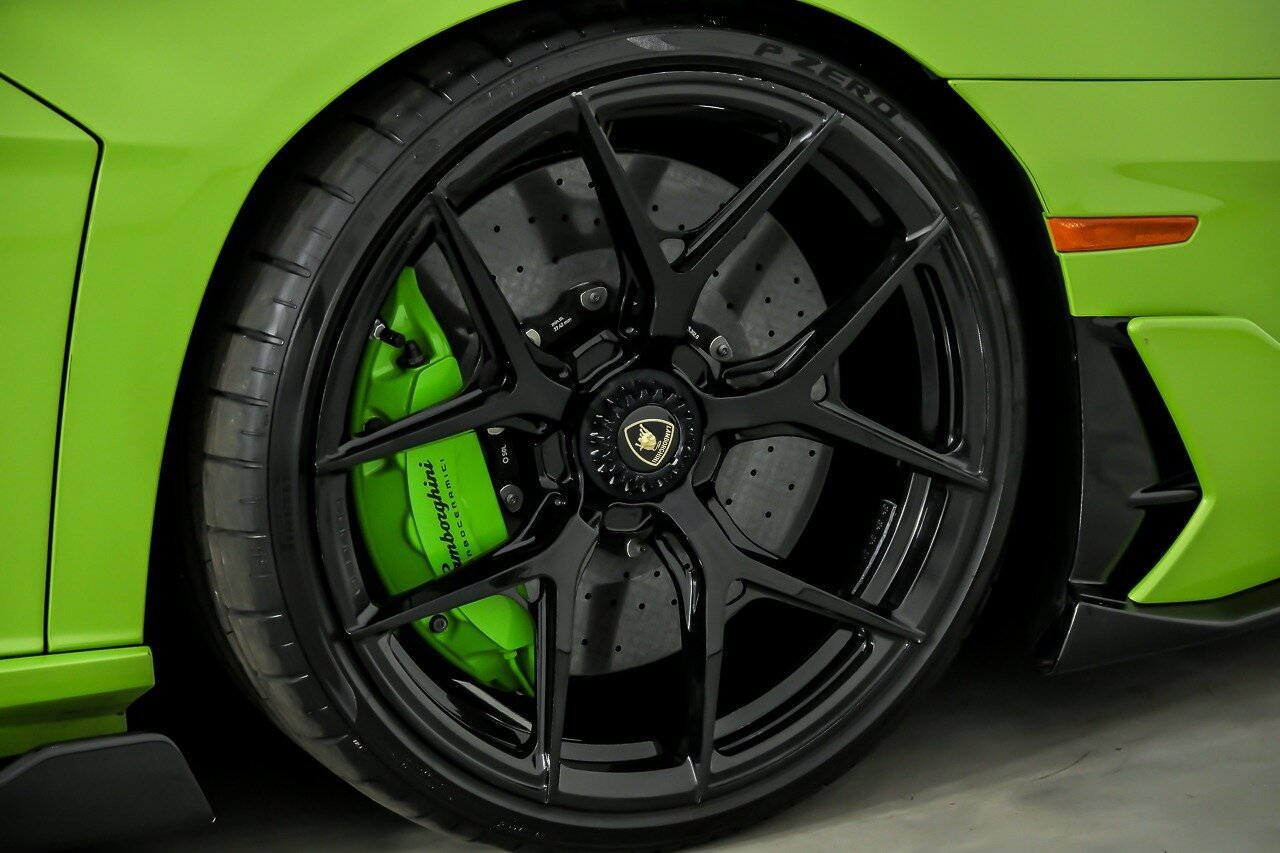 Used 2019 Lamborghini Aventador SVJ image 19