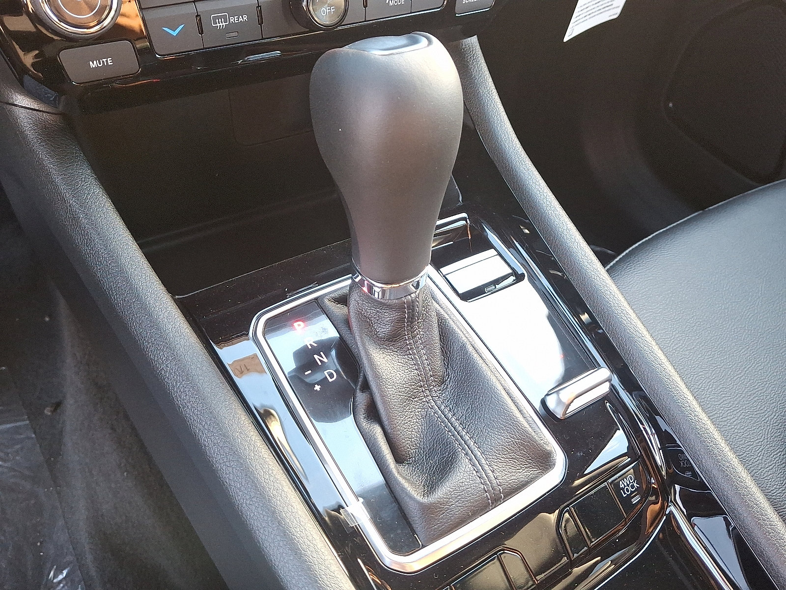 New 2026 Jeep Compass Limited image 11