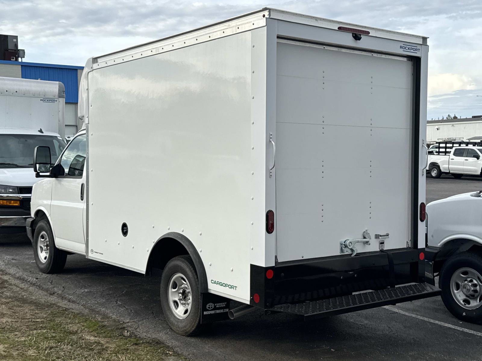 New 2026 Chevrolet Express 3500 w/ Power Convenience Package RWD image 3