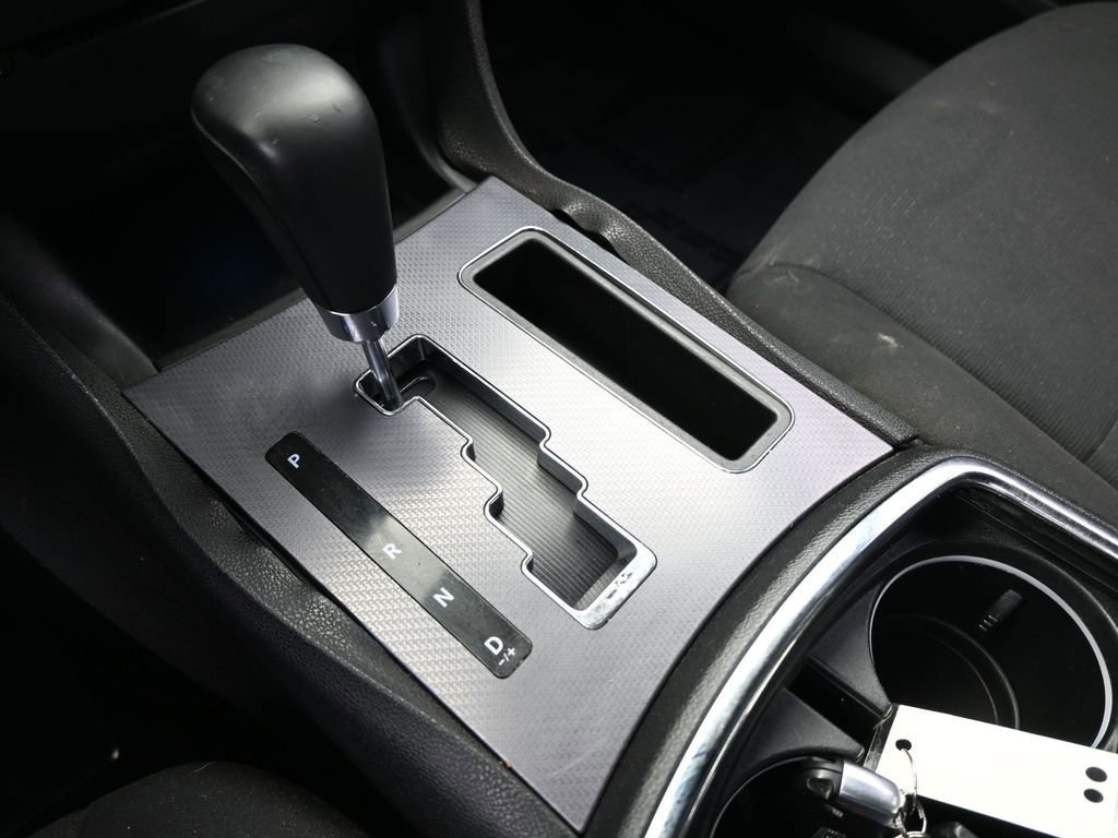 Used 2014 Dodge Charger R/T w/ Blacktop Package image 26