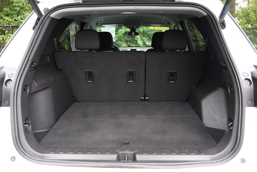Certified 2023 Chevrolet Equinox LT FWD image 50