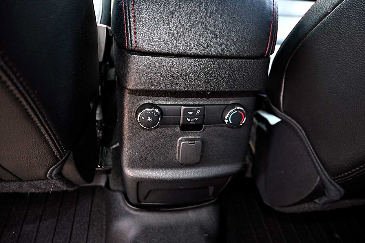 Used 2016 Ford Explorer Sport AWD/4WD image 16