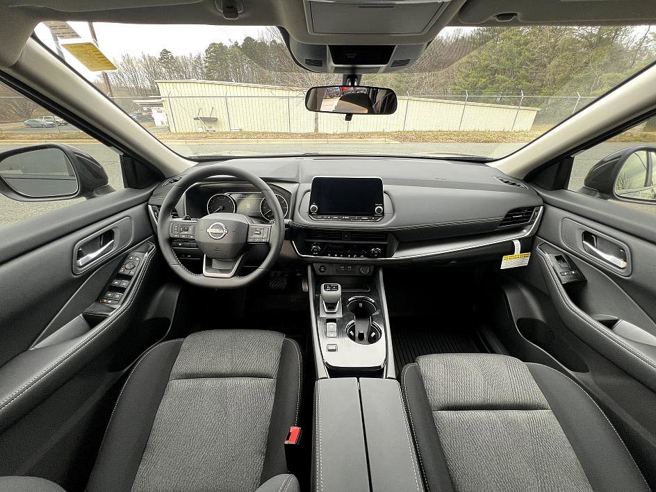 New 2026 Nissan Rogue SV image 17