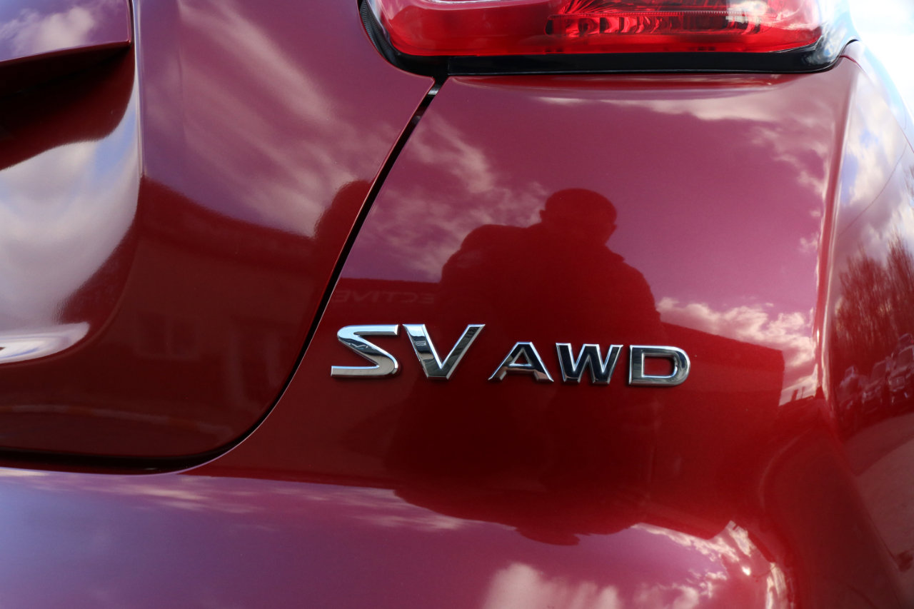 Used 2015 Nissan Juke SV w/ Cold Weather Package image 11