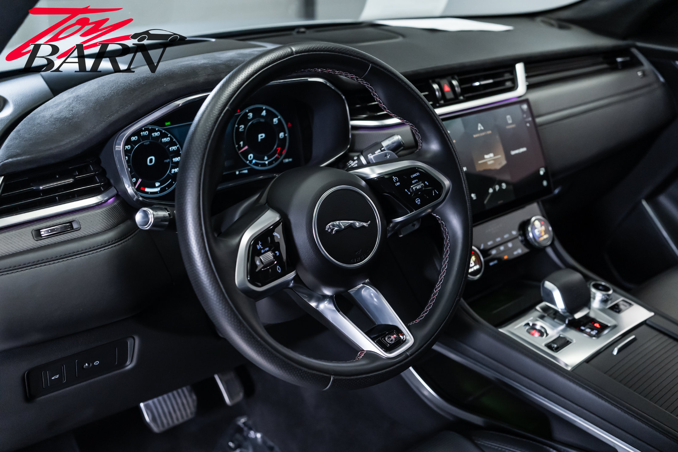 Used 2021 Jaguar F-PACE SVR AWD/4WD image 27
