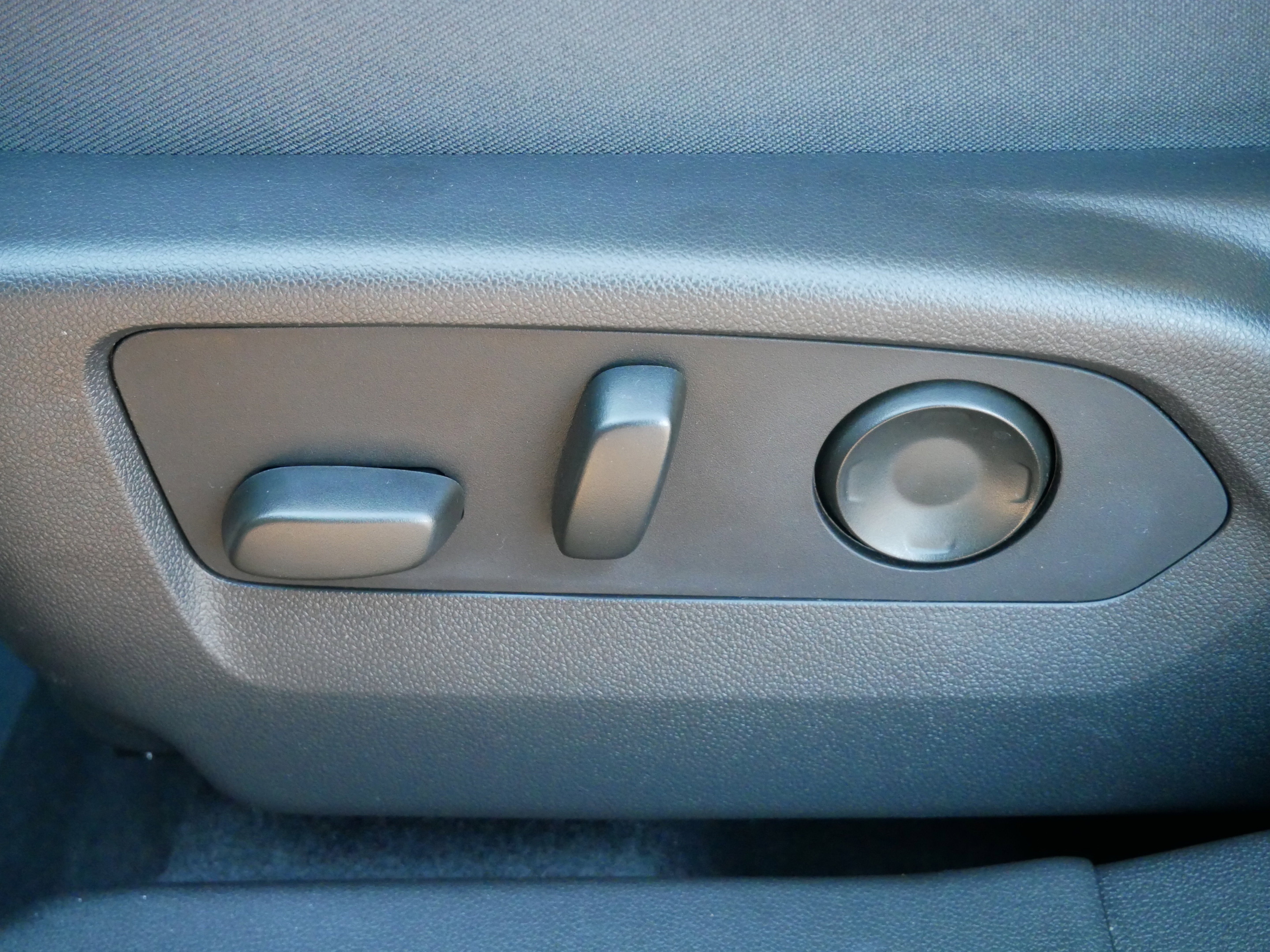 Used 2021 Buick Envision Essence image 18