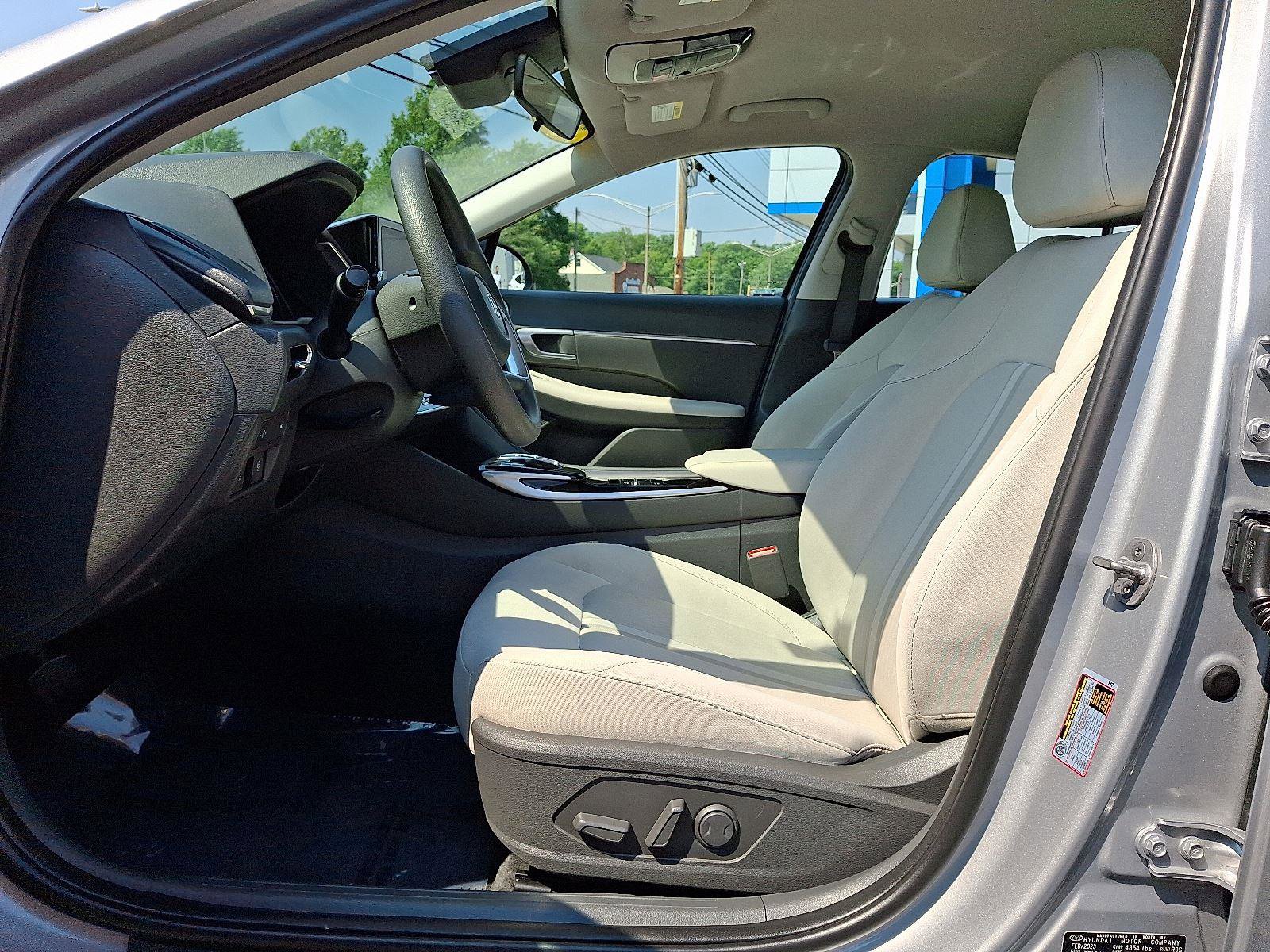 Used 2023 Hyundai Sonata SEL image 13