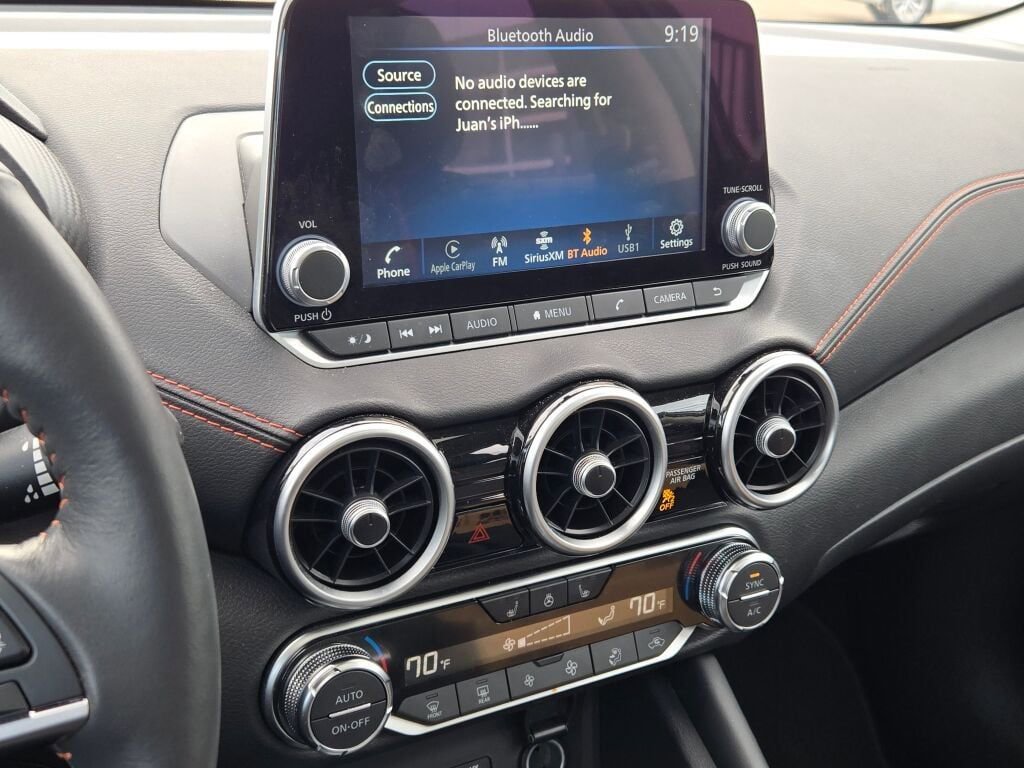 Used 2025 Nissan Sentra SR w/ SR Premium Package image 23