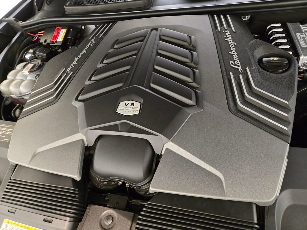 Used 2023 Lamborghini Urus Performante image 31