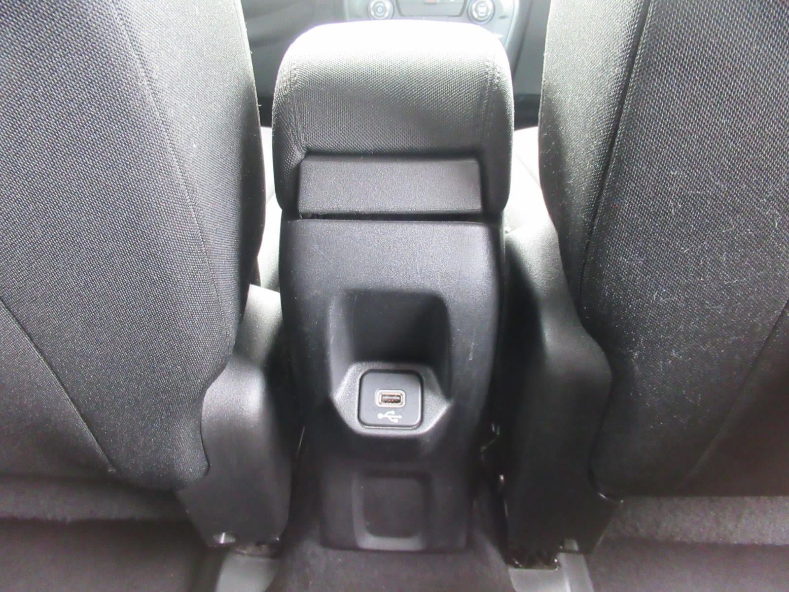Used 2020 Jeep Renegade Latitude FWD image 30