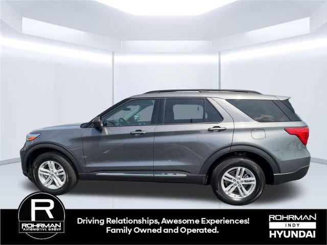 Used 2024 Ford Explorer XLT AWD/4WD image 5