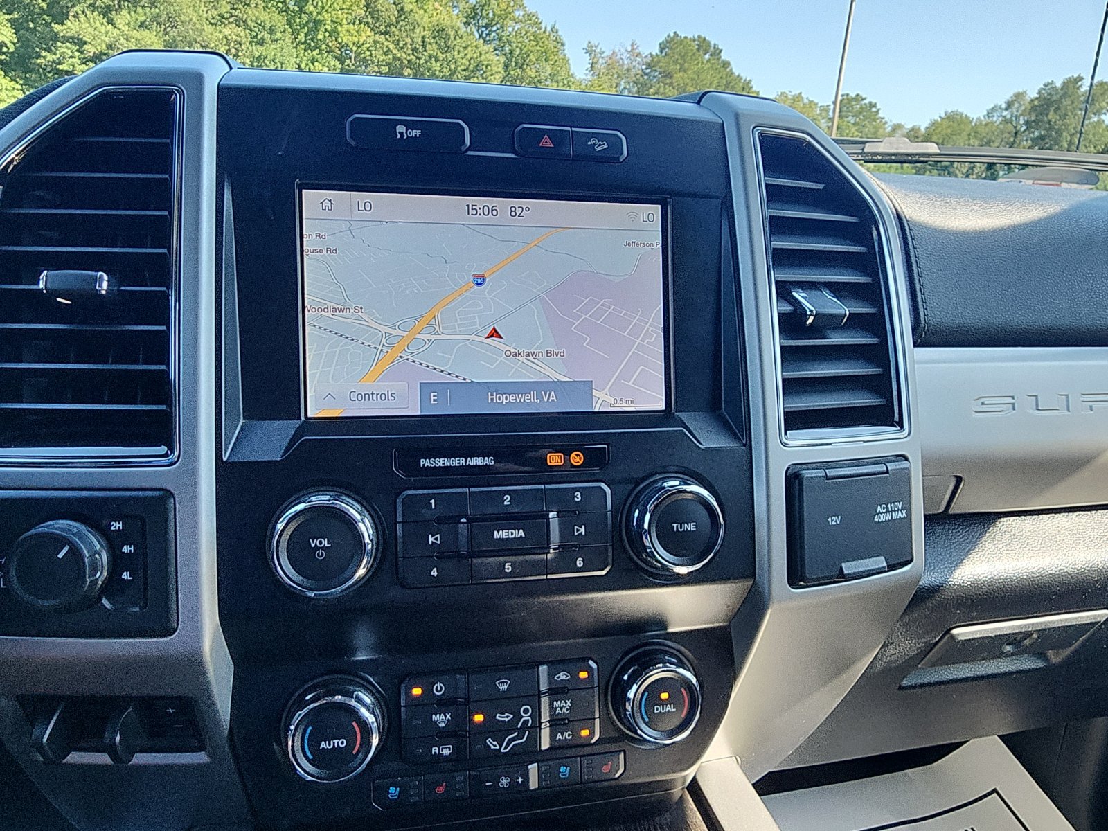 Used 2021 Ford F250 Lariat w/ Lariat Ultimate Package AWD/4WD image 17