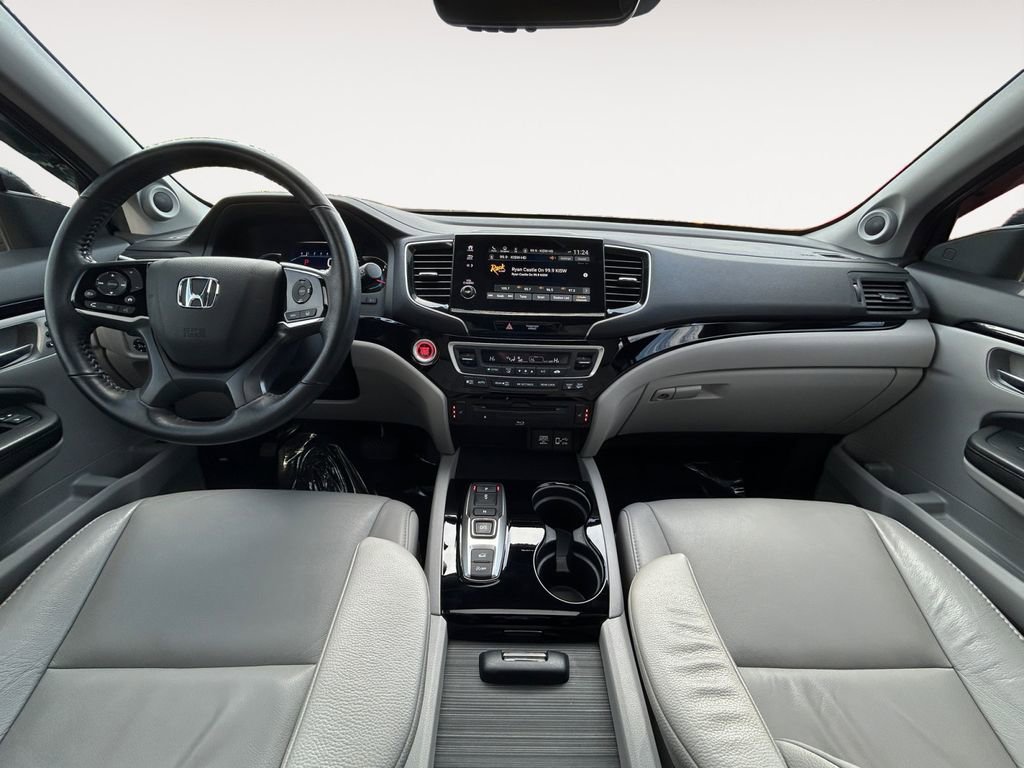 Used 2021 Honda Pilot Touring image 14