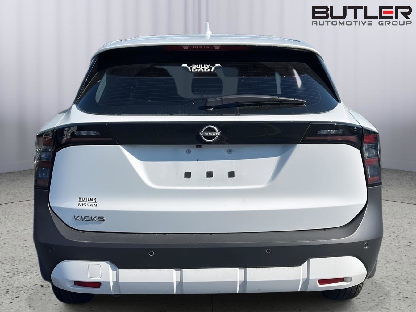 Used 2025 Nissan Kicks S FWD image 3