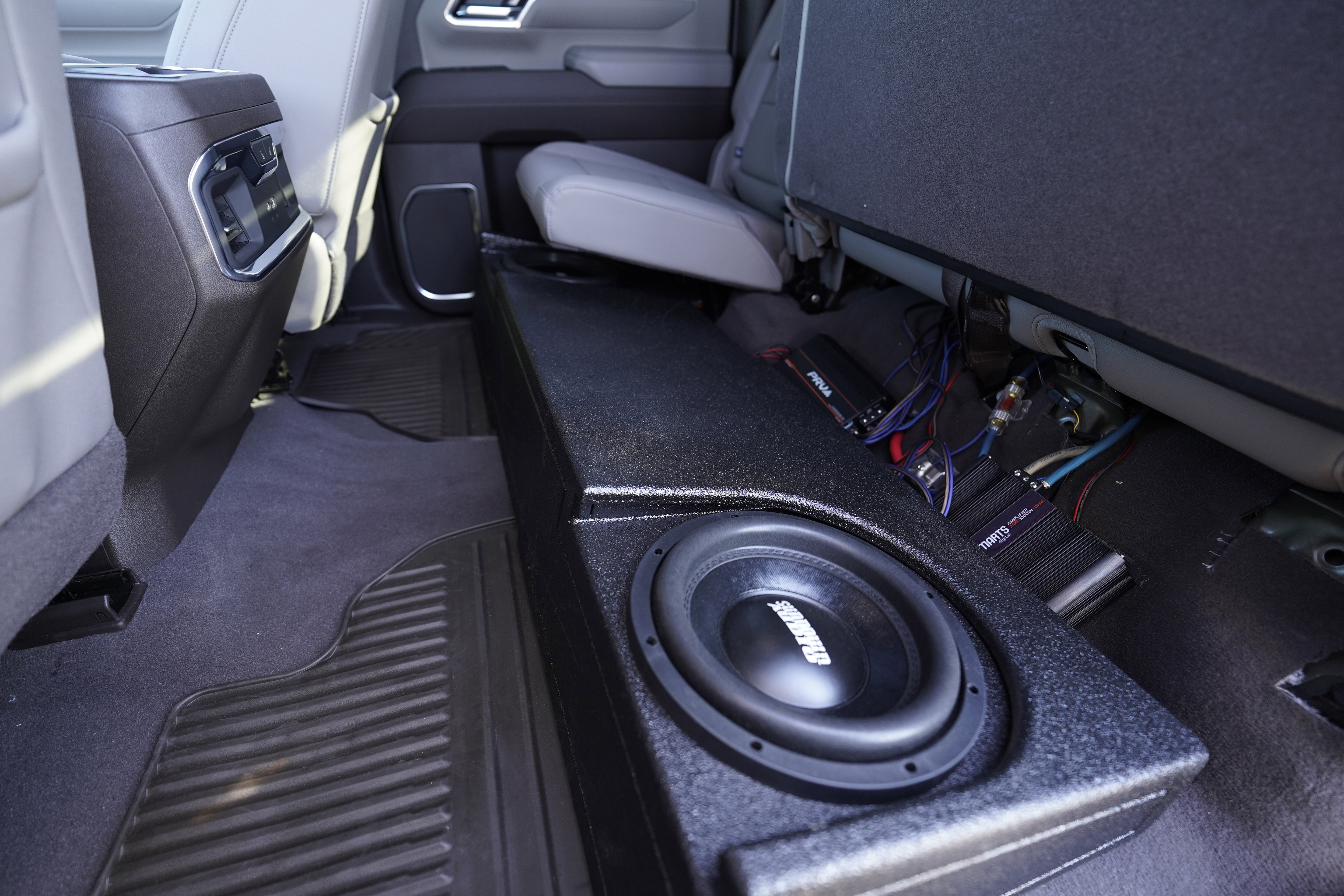 Used 2024 Chevrolet Silverado 3500 LTZ w/ LTZ Plus Package image 14