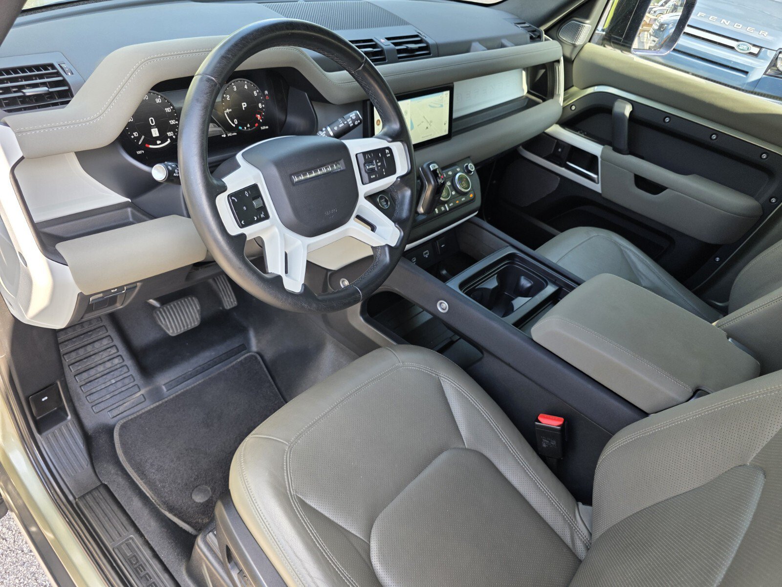 Certified 2023 Land Rover Defender 90 S AWD/4WD image 11
