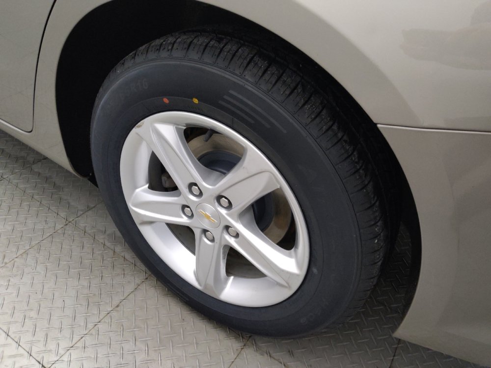 Used 2022 Chevrolet Malibu LS w/ Driver Confidence Package II FWD image 31