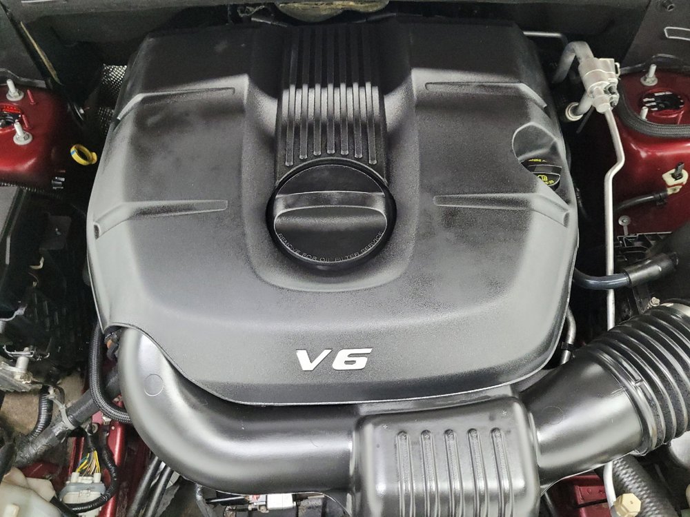 Used 2015 Jeep Grand Cherokee Limited w/ Luxury Group II image 30