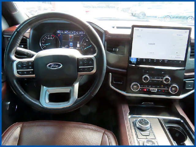 Used 2024 Ford Expedition Max Limited AWD/4WD image 12