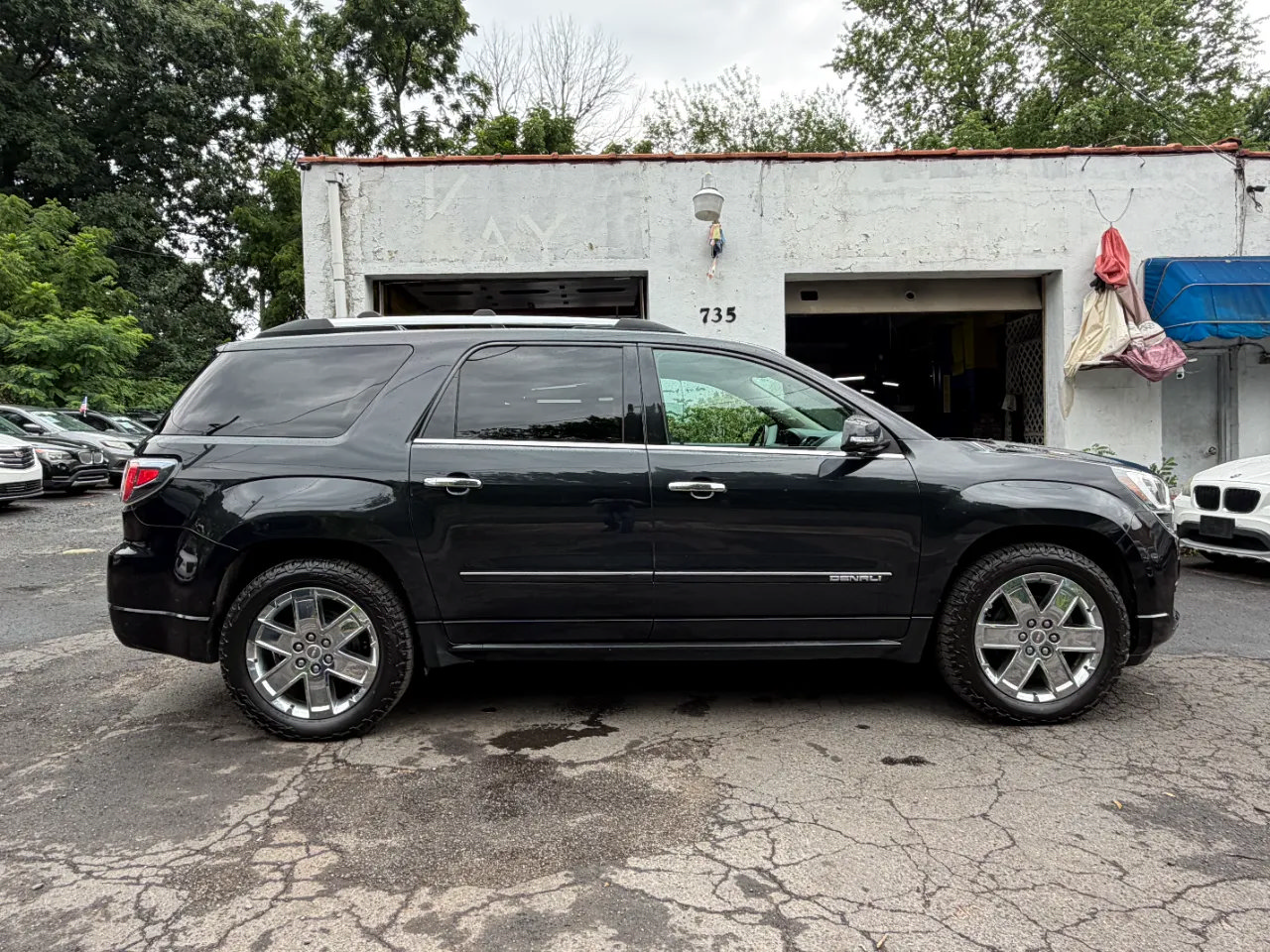 Used 2014 GMC Acadia Denali AWD/4WD image 11