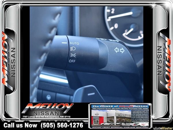 Used 2025 Nissan Rogue SV image 27